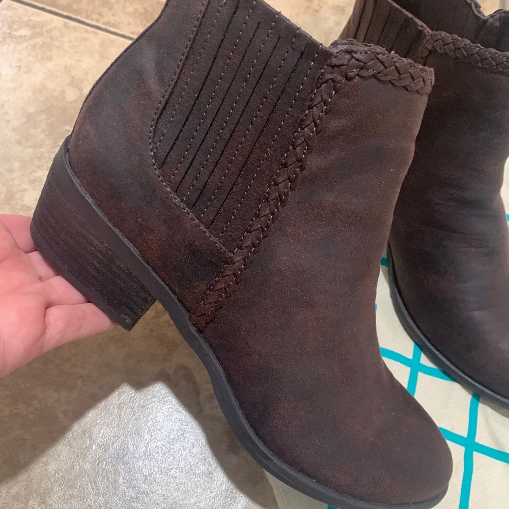Brown booties - Picture 5 of 6